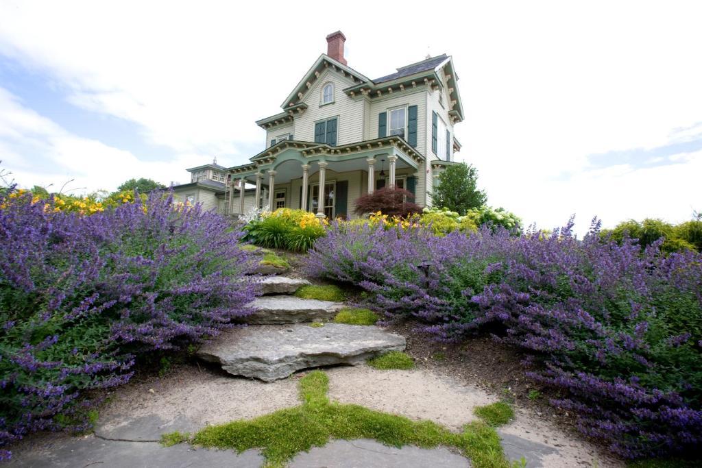 Jedediah Hawkins Inn Jamesport Екстериор снимка
